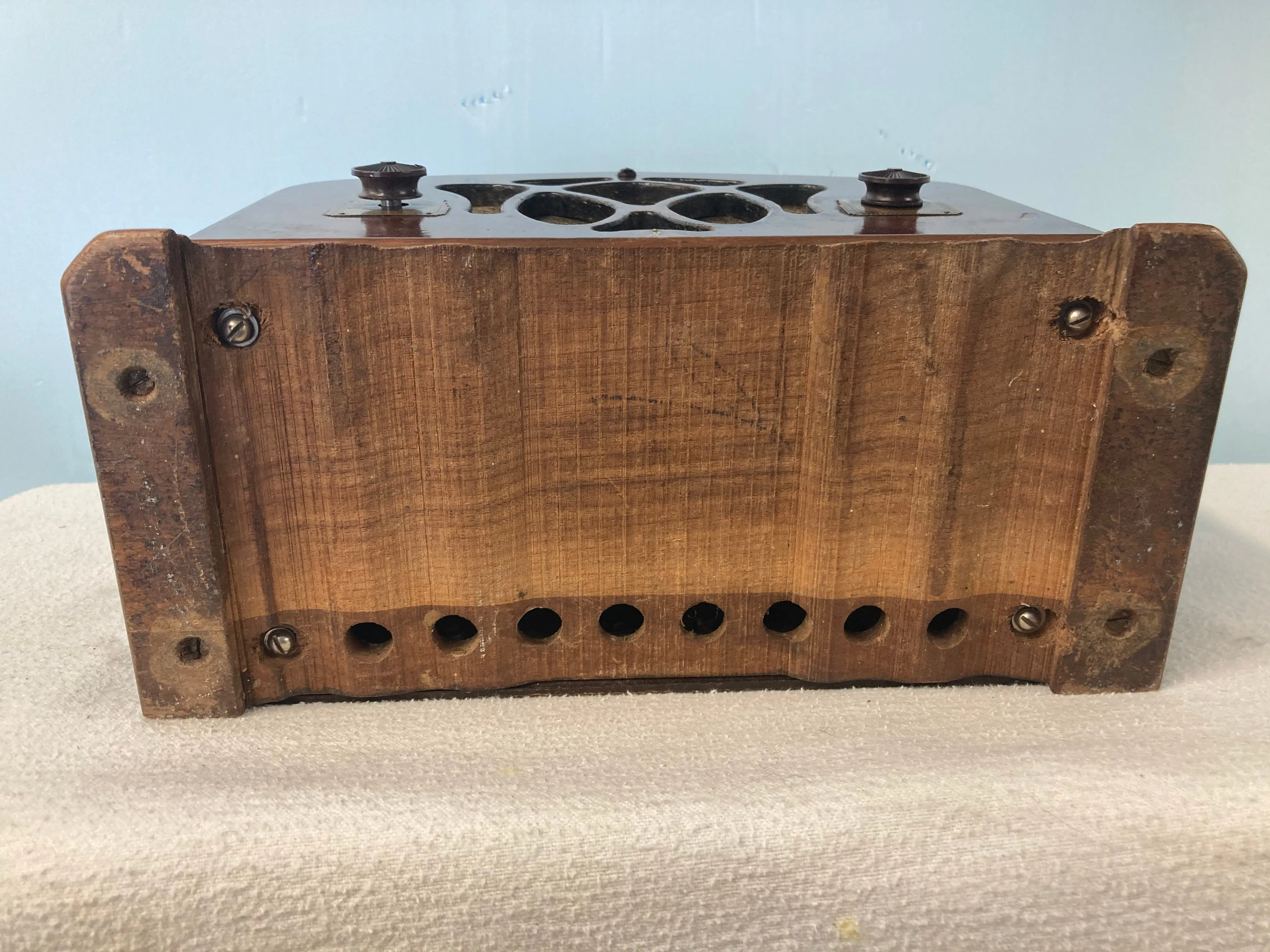 1933 Emerson 250AW Midget Tube Radio