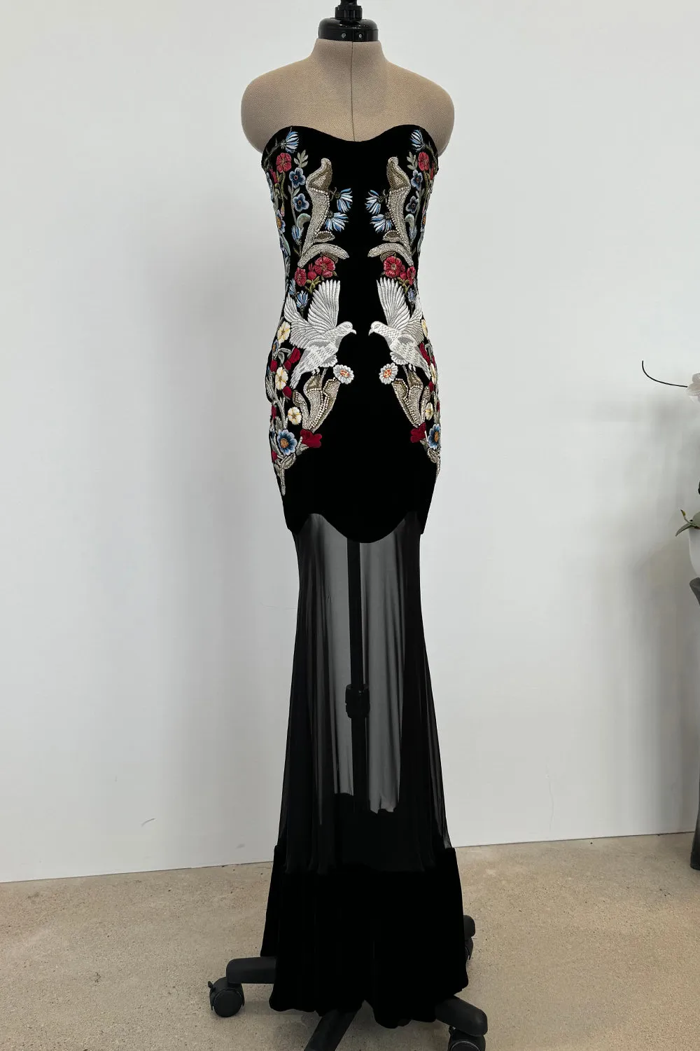 Alexander McQueen Pre-Fall 2017 - 12.5" W