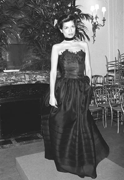 Christian Dior by Marc Bohan Fall 1977 Haute Couture