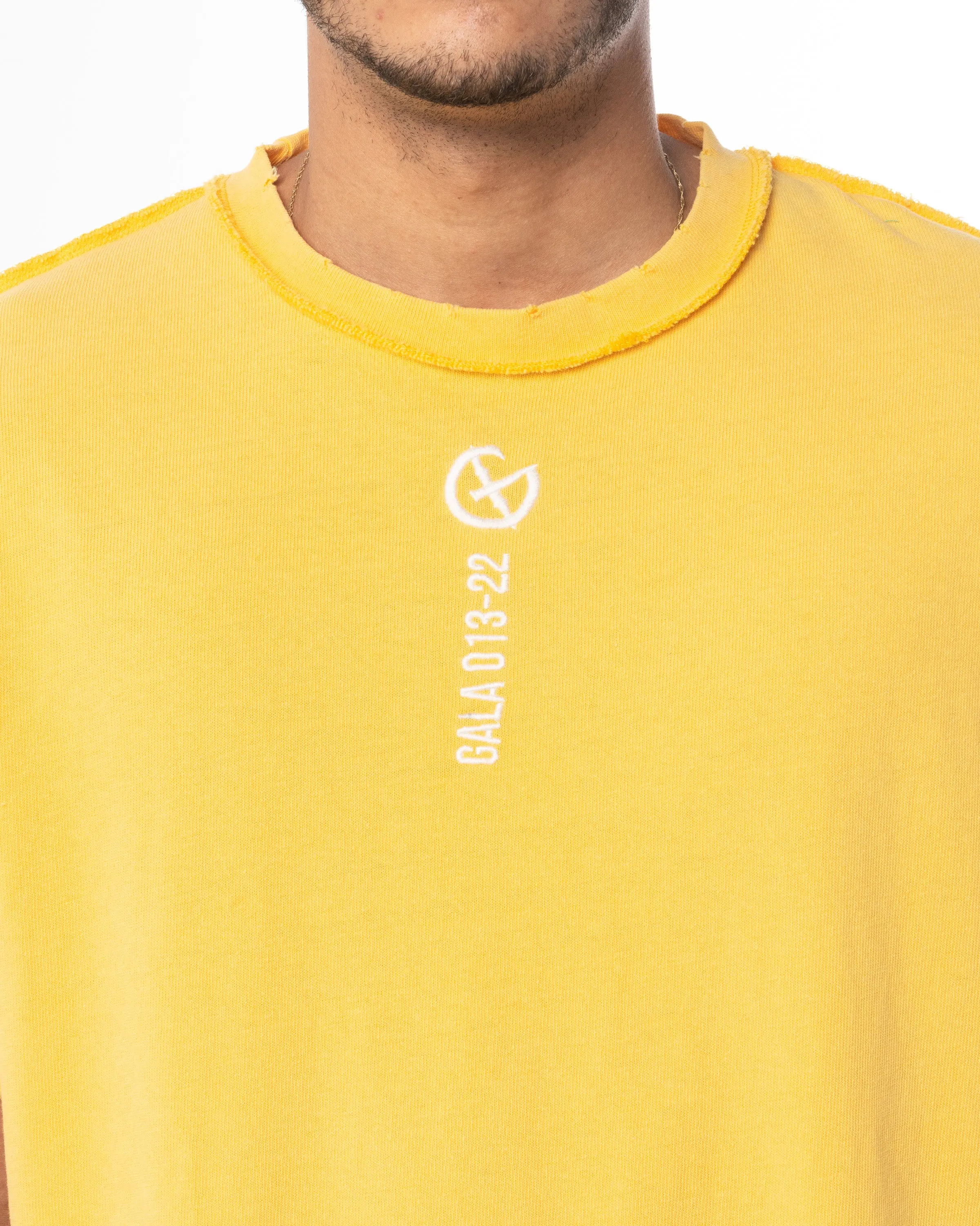 CORE BASICS TEE (CANARY)
