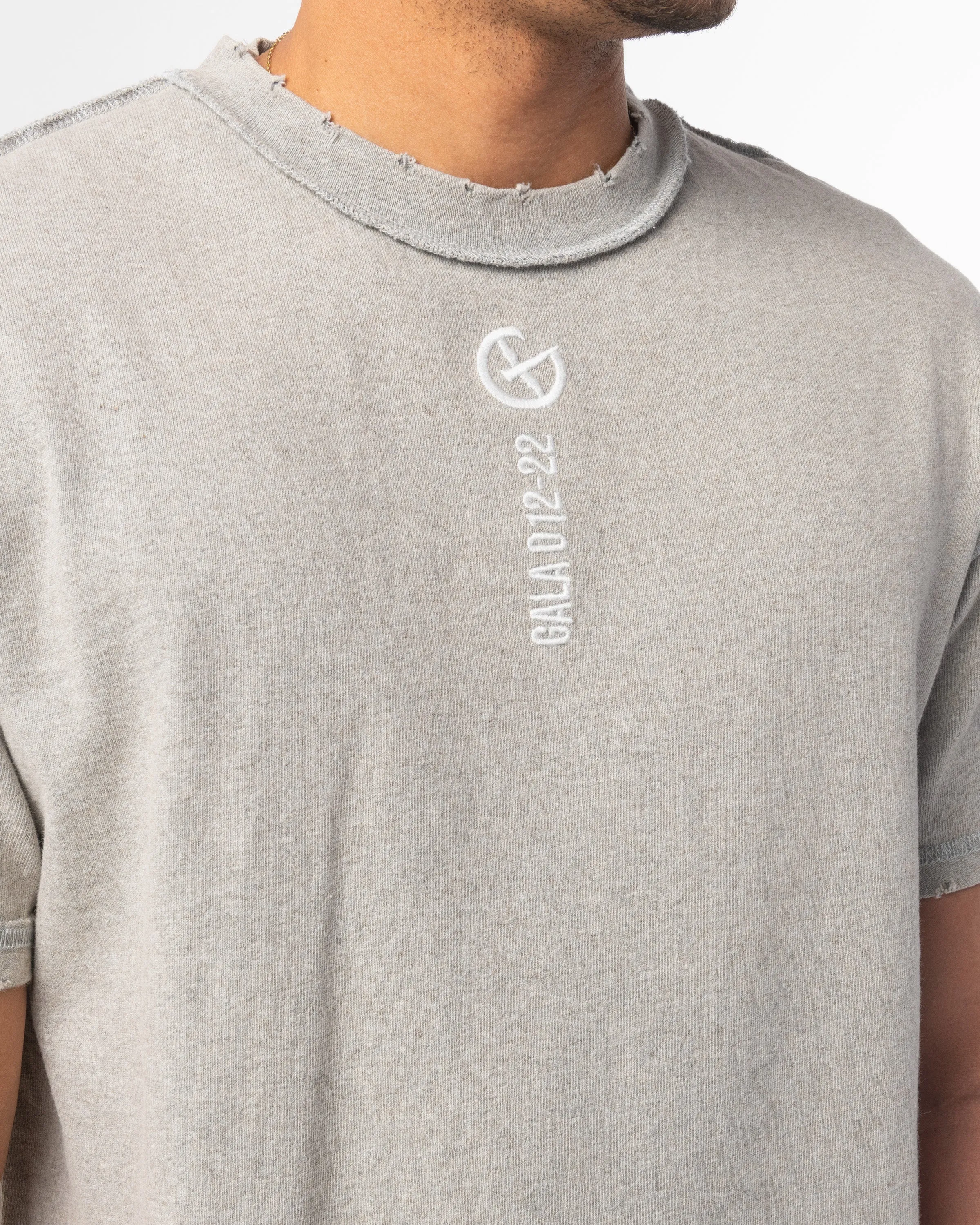 CORE BASICS TEE (HEATHER GREY)
