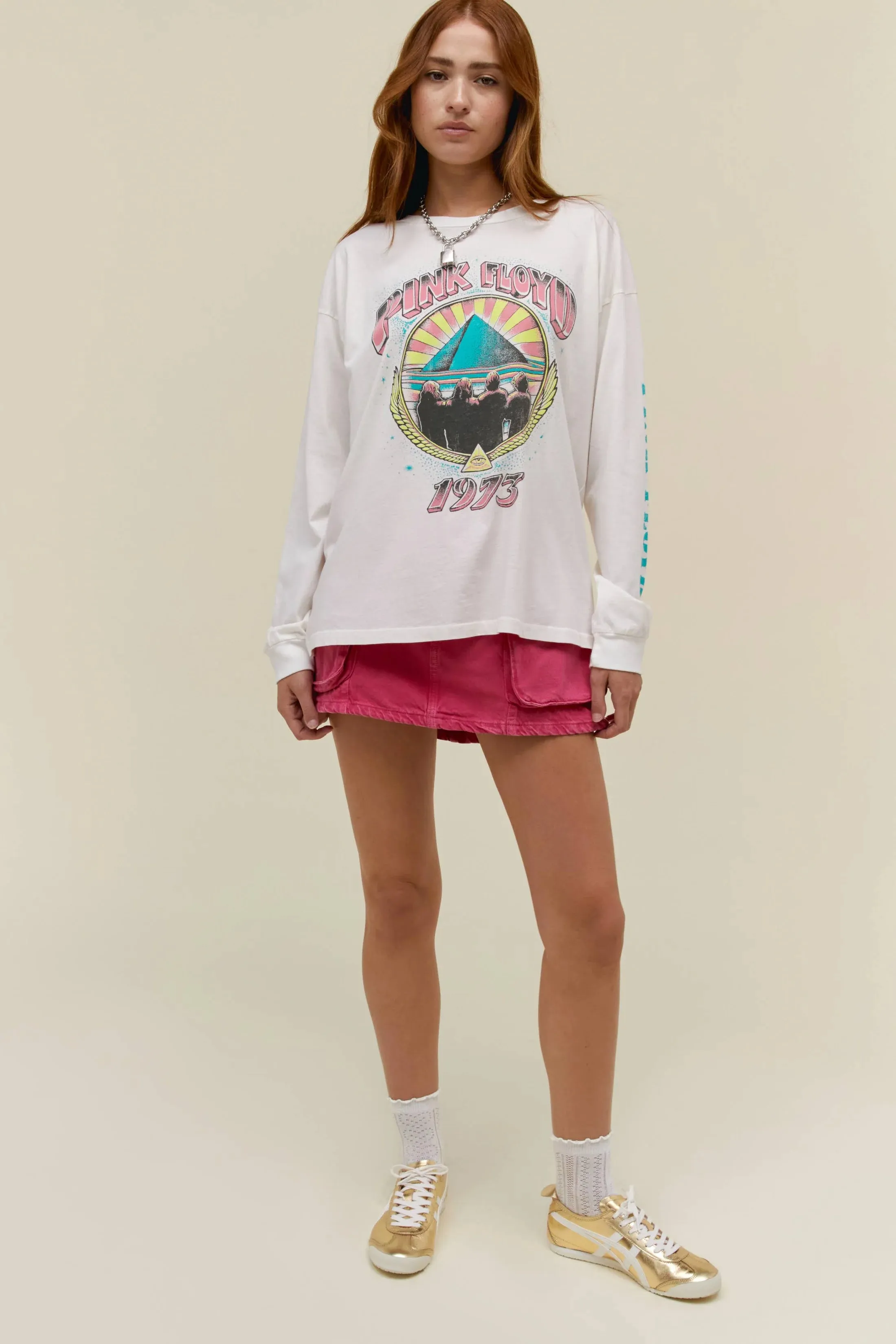 DAYDREAMER | Pink Floyd 1973 Long Sleeve Merch - Vintage White