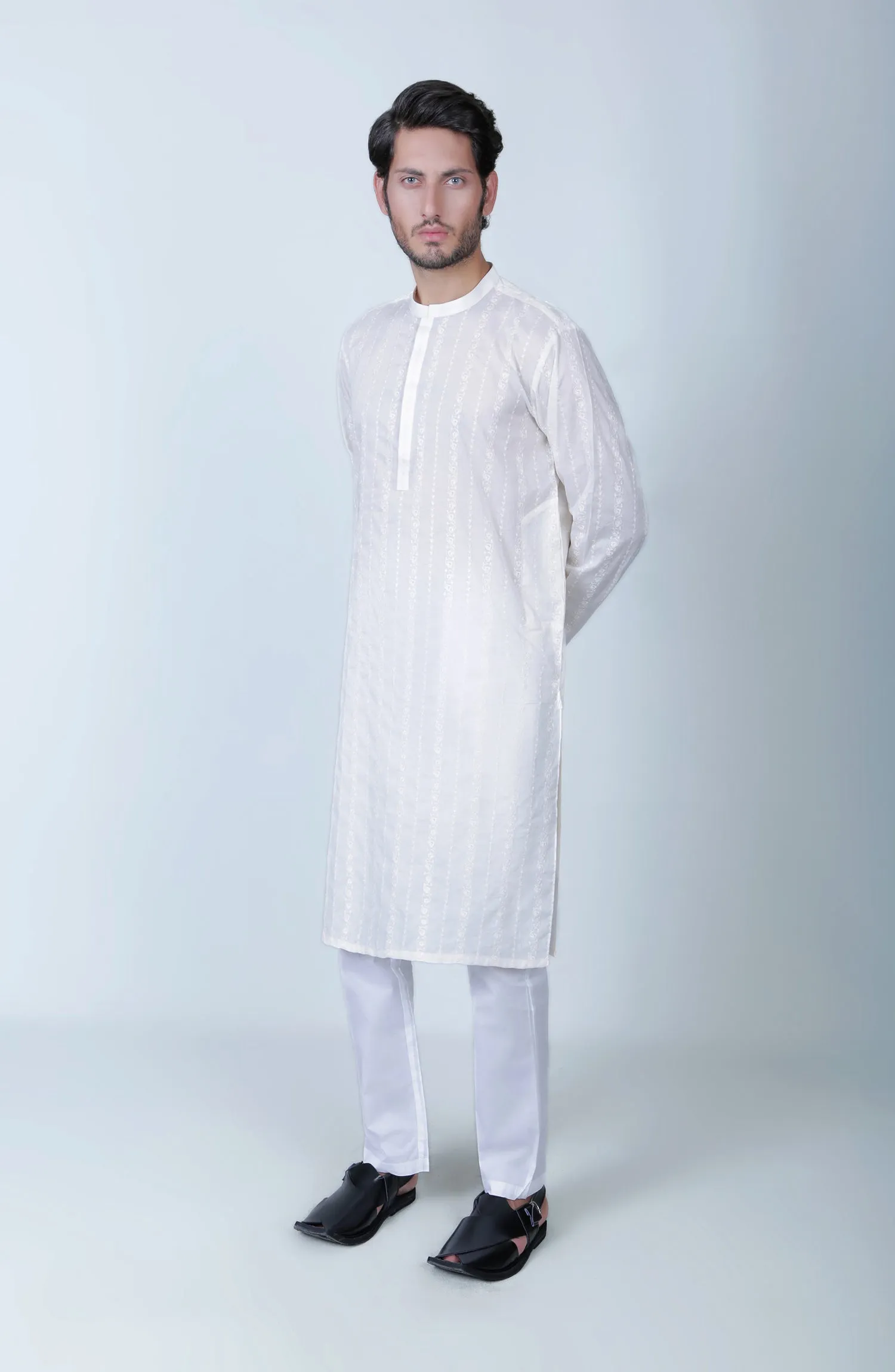 Embroidered Mens Kurta