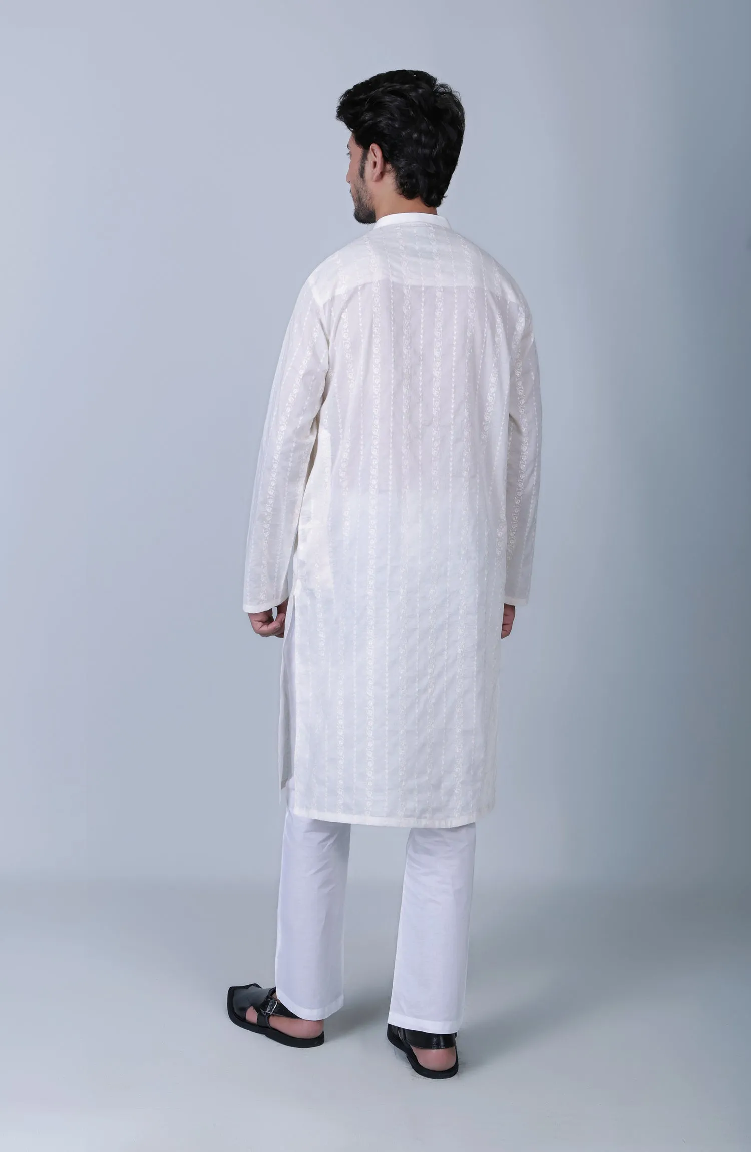Embroidered Mens Kurta