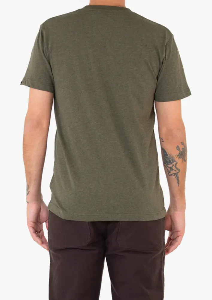 Insignia Tee Leaf Marle