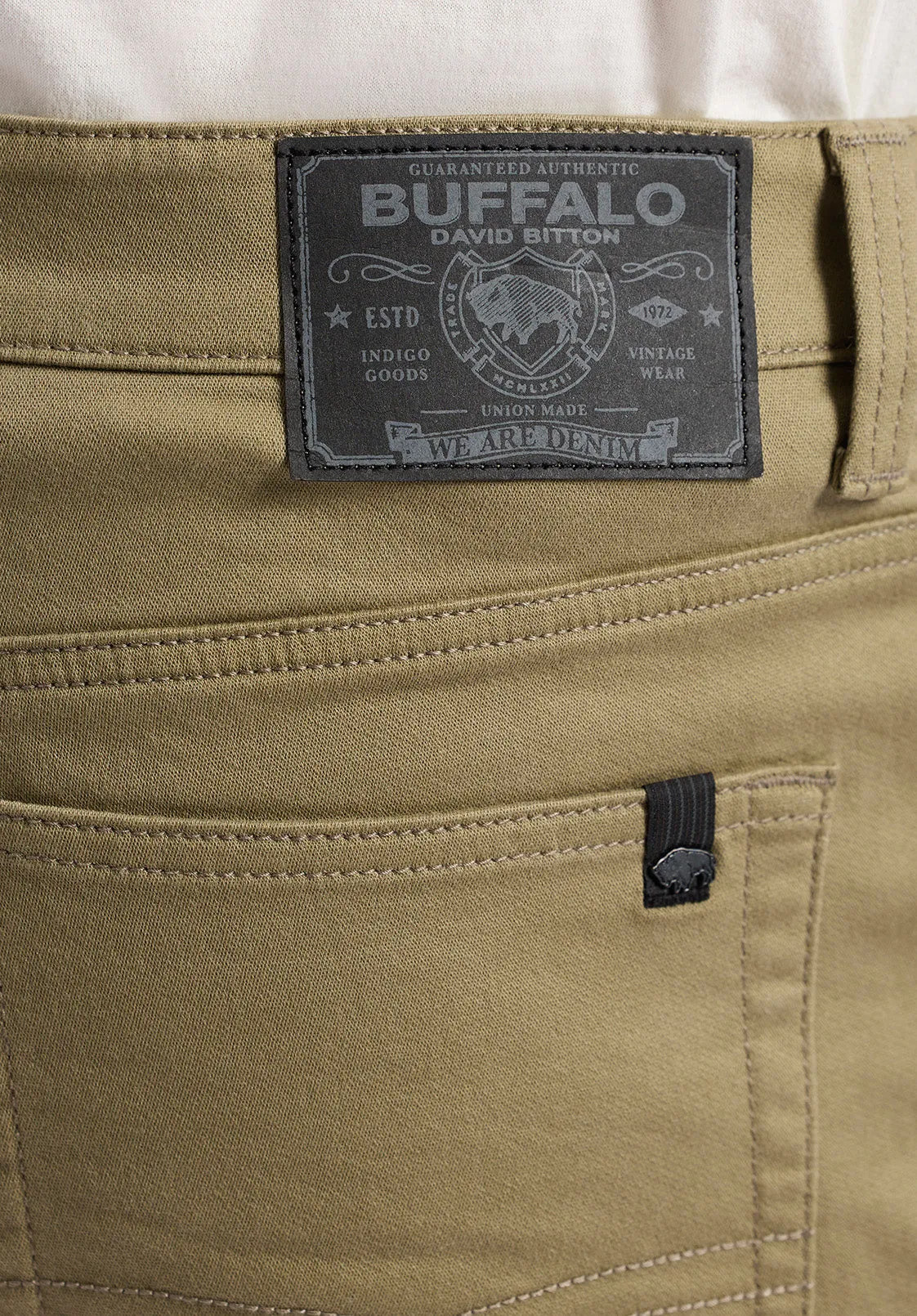 Relaxed Straight Dean Men's Freedom Flex Shorts, Olive - BM26067