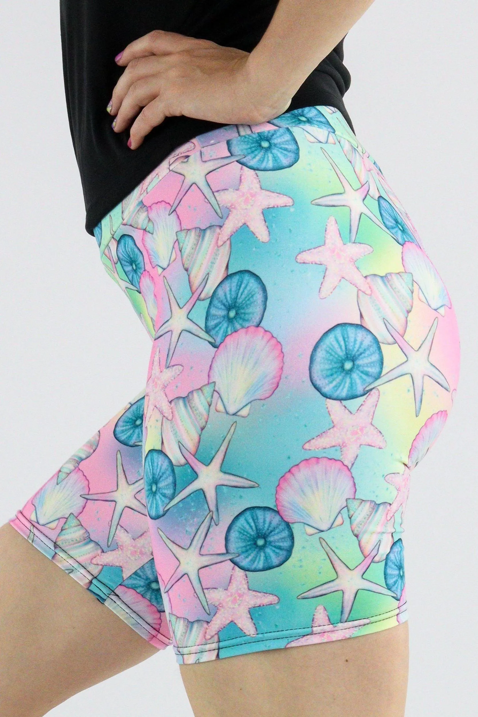 Under the Sea - Casual Mid Shorts